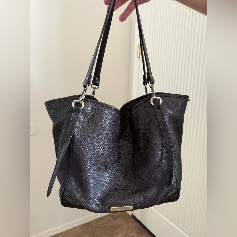 Burberry Elegant Dark Brown Leather Tote Bag